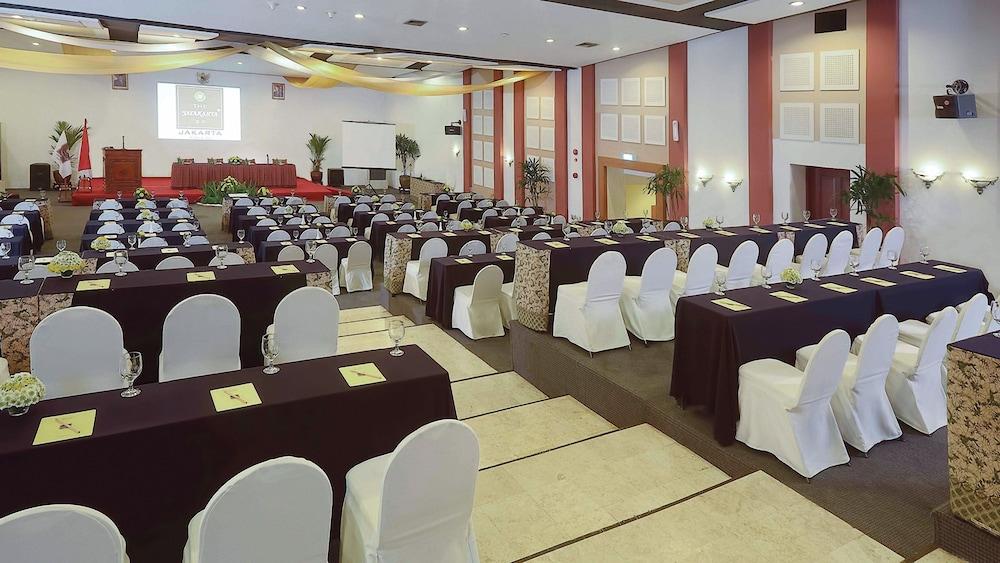 Jayakarta Hotel Джакарта Экстерьер фото