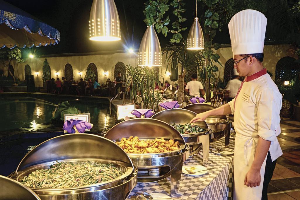 Jayakarta Hotel Джакарта Экстерьер фото